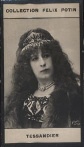 Photographie de la collection F&eacute;lix Potin (4 x 7,5 cm) repr&eacute;sentant : Aim&eacute;e Tessandier, com&eacute;dienne.. TESSANDIER Aim&eacute;e Photo Nadar.