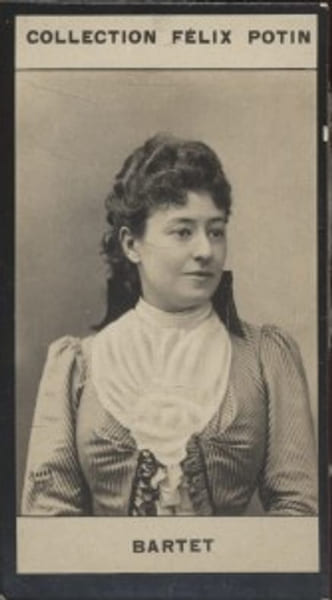 Photographie de la collection F&eacute;lix Potin (4 x 7,5 cm) repr&eacute;sentant : Bartet Jeanne-Julia (com&eacute;dienne).. BARTET (Jeanne-Julia) Photo Boyer.