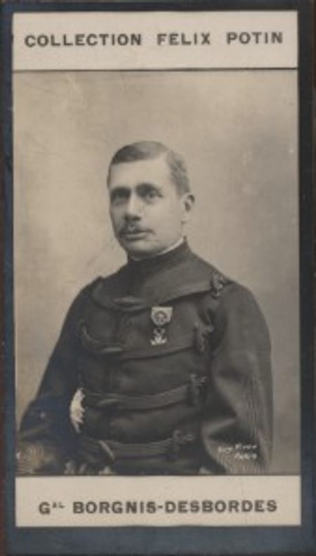 Photographie de la collection Félix Potin (4 x 7,5 cm) représentant : Général Gaston Borgnis-Desbordes.. BORGNIS-DESBORDES (Gaston) Photo Eugène ...
