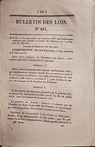 Bulletin des lois. Contient, entre autres, l'ordonnance du Roi concernant les droits à percevoir au passage du bac de Cantenay-Epinard et les tarifs exigibles dans l'ensemble du département de Maine-et-Loire.