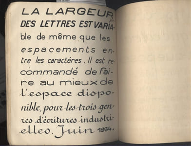 Cahier d'écriture, procédé Deloffre. Ecritures industrielles. Ronde, batârde, bâton.