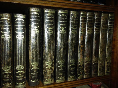 JOURNAL DES CONNAISSANCES USUELLES ET PRATIQUES , OU RECUEIL DES NOTIONS IMMEDIATEMENT UTILES AUX BESOINS ET AUX JOUISSANCES DE TOUTES LES CLASSES DE LA SOCIETE , ET MISES A LA PORTEE DE TOUTES LES INTELLIGENCES .