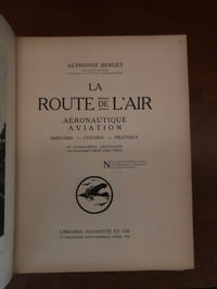 LA ROUTE DE L ' AIR .