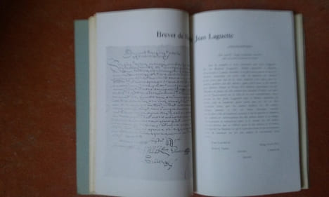 Maîtres et Métiers à Mantes, il y a trois siècles, d'après les documents conservés aux Archives Municipales de Mantes
. FERRY J.