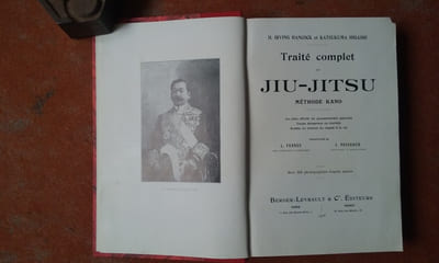 Traité complet de Jiu-jitsu - Méthode Kano. Jiu-jitsu officiel du gouvernement japonais - Coups dangereux ou mortels - Kuatsu ou science de rappel à la vie