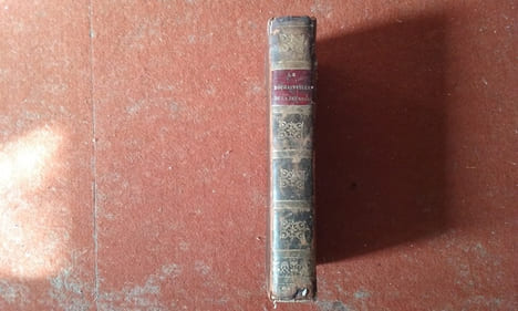 Le Bougainville de la Jeunesse ou Nouvel abrégé des Voyages dans l'Amérique contenant la description des moeurs et coutumes des peuples de ce ...