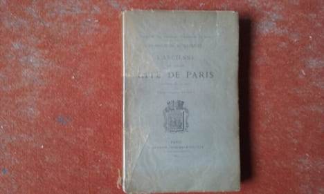 L'ancienne et grande Cité de Paris
. BELLEFOREST François de
