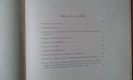 Le Pacte général de renonciation à la guerre comme instrument de politique nationale. La réception des plénipotentiaires à l’hotel de ville
. WEISS ...