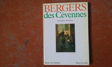 Bergers des Cévennes - Histoire et ethnographie du monde pastoral et de la transhumance en Cévennes
. BRISEBARRE Anne-Marie