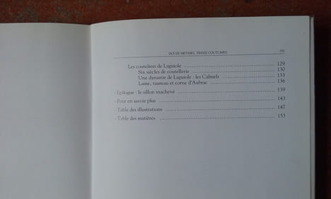 Douze Métiers - Treize Coutumes. Bergers transhumants du
Causse Noir, buronniers de l'Aubrac, vignerons du Rouergue,
fabricants de quille, ...