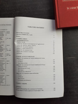 Histoire de Voiron et du Pays Voironnais / Sermorens. Le cœur historique de Voiron
. FAUCHON Georges - COUTIS Henri - COMMEAUX Paul / BUTTIGIEG ...