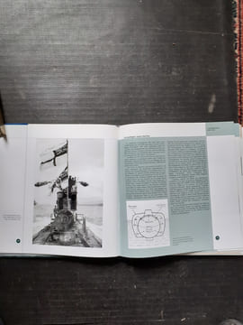 Histoire des sous-marins des origines à nos jours
. MATHEY Jean-Marie SHELDON-DUPLAIX Alexandre