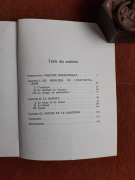 Sartre ou la théologie de l'absurde
. JOLIVET Régis