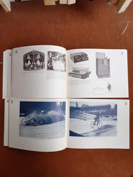125 ans de Louis Vuitton / 125 ans de Louis Vuitton. L’époque vue par J.H. Lartigue
. VUITTON Louis