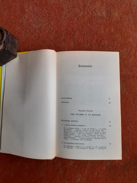 Histoire de l'Australie
. LACOUR-GAYET Robert