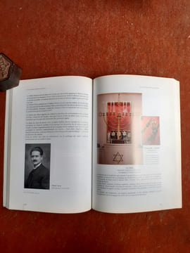 La Synagogue de Neuilly-sur-Seine - 120 ans d'histoire d'une communauté
. ZENOUDA Sylvie (sous la direction de)