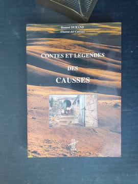 Contes et légendes des Causses - Contes risoliers. Histoires plaisantes - Edition bilingue occitan-français
. DURAND Honoré (Onarat del Causse)

