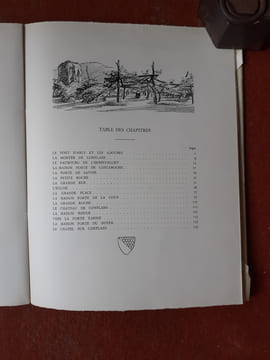 Une ville morte de Savoie. Conflans (Albertville)
. PERONNE Gabriel