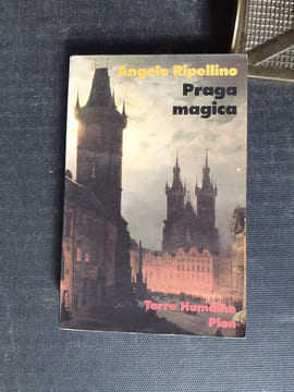 Praga magica - Voyage initiatique à Prague
. RIPELLINO Angelo Maria