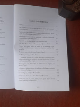 Conférences de l'Académie du vin de Bordeaux - Recueil des conférences de 2001 à 2015
. BAILLIENCOURT Nicolas de (préface de)