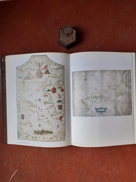 Les portulans - Cartes marines du XIIIe au XVIIe siècle
. LA RONCIERE Monique de - MOLLAT du JOURDIN Michel