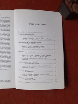 La continuité constitutionnelle en France de 1789 à 1989 - Journées d'études de 16-17 mars 1989
. FAVOREU Louis (présenté par)