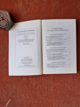 Freud-Ferenczi - Chronique d'une correspondance - Journées d'Etudes freudiennes (Paris, 26 et 27 septembre 1992)
. ROAZEN Paul - CHEMOUNI Jacquy - ...