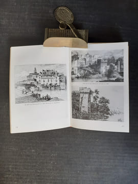 Histoire de Périgueux des origines à nos jours
. PENAUD Guy