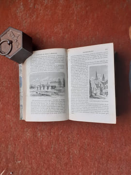 De Paris à Bordeaux (2ème édition) / De Bordeaux à Toulouse, à Cette et à Perpignan. Itinéraire historique et descriptif (2ème édition)
. JOANNE ...