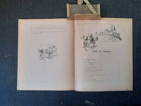 Fabliaux et Contes du Moyen Age
. TARSOT L. (introduction de) - ROBIDA Albert
