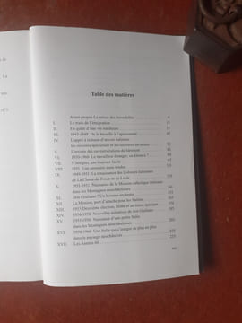 Le retour des Bâtisseurs. Des Italiens et des Neuchâtelois racontent la dernière grande immigration italienne à La Chaux-de-Fonds et au Locle entre ...