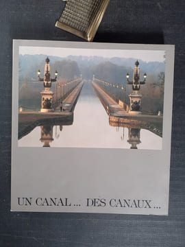 Un canal… des canaux…
. QUERRIEN Max (préface de)