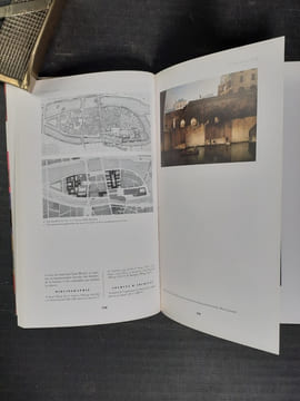 Paris - Haussmann
. DES CARS Jean - PINON Pierre
