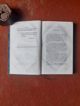 Histoire du capitaine O'Brien contenant le récit de ses naufrages, de sa captivité et de sa fuite de France, après avoir souffert une longue suite ...