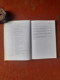 Pour informatiser le "Dictionnaire universel" de Basnage (1702) et de Trévoux (1704) - Approche théorique et pratique

