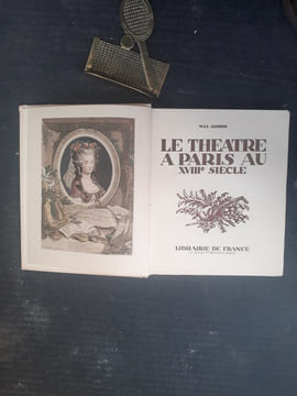 Le théâtre à Paris au XVIIIe siècle
. AGHION Max