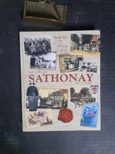 Sathonay, un village, un camp