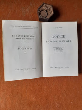 Voyage en Egypte et en Syrie
. VOLNEY (pseudo. de Constantin-François Chassebeuf)