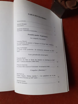 L'éducation des filles au temps de George Sand
. HECQUET Michèle (textes réunis par)