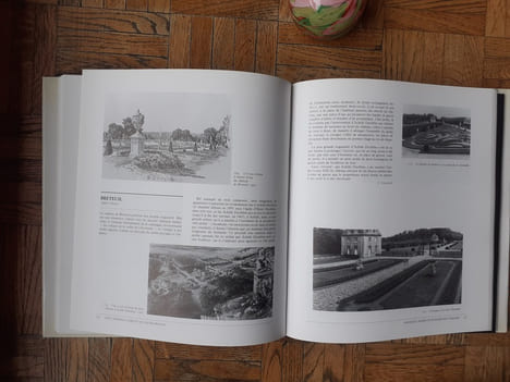 Cent jardins à Paris et en Ile-de-France
. ANDIA Béatrice - JOUDIOU Gabrielle - WITTMER Pierre (textes réunis par)
