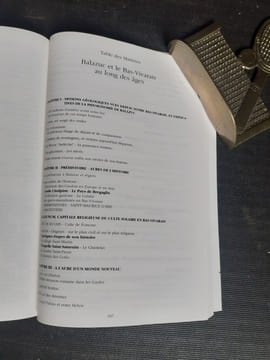 Balazuc et le Bas-Vivarais au long des âges
. ALLIGNOL Maurice (Abbé)