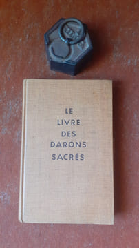 Le livre des Darons sacrés (Dessins originaux de l'auteur)
. DEVAUX Pierre
