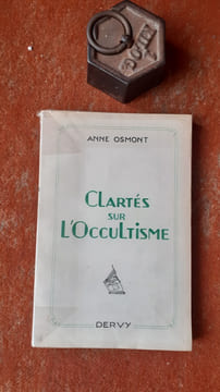 Clartés sur l'Occultisme
. OSMONT Anne