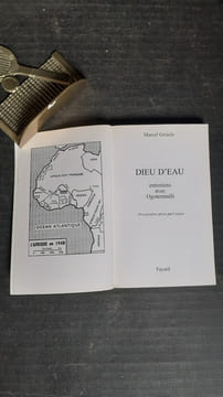 Dieu d'eau - Entretiens avec Ogotemmêli
. GRIAULE Marcel