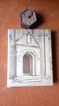 Vendée romane - Bas-Poitou roman
. DILLANGE Michel
