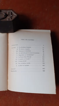 Le Romantisme fasciste. Etude sur l'oeuvre politique de quelques écrivains français
. SERANT Paul