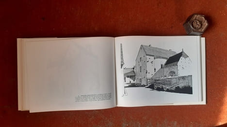 La maison rurale en Franche-Comté - Un recueil commenté de dessins au trait - Une étude sommaire de la maison des paysans
. GARNERET Jean