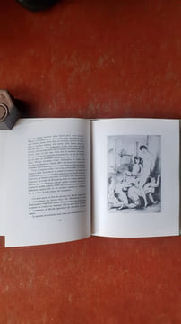 Les caprices du sexe - Les audaces érotiques de mademoiselle Louise de B…
. DORMIENNE Louise (pseudo. de Renée Dunan)
