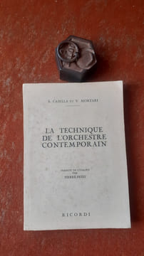 La technique de l'orchestre contemporain
. CASELLA Alfredo - MORTARI Virgilio