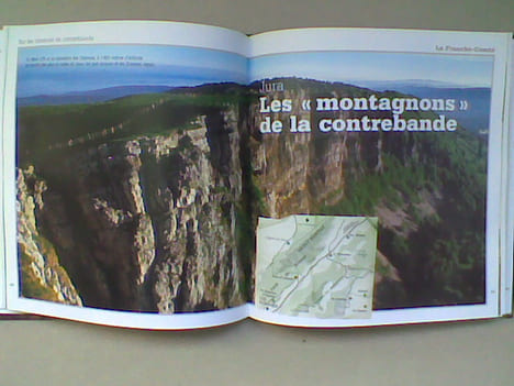 Sur les chemins de contrebande. Petites et grandes histoires de contrebandiers . ROGER Dominique